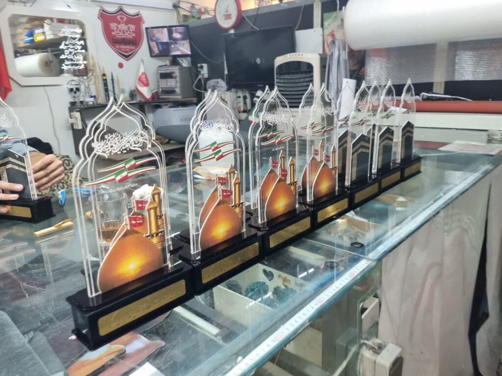طراحی اختصاصی تندیس سفر به حج و سفر به عتبات عالیات